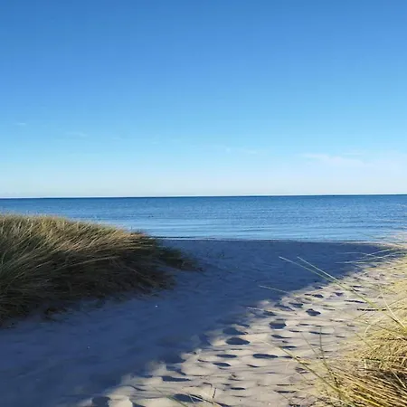 Seaside Serenity In Lyngsa-by Traum Ferienhaus
